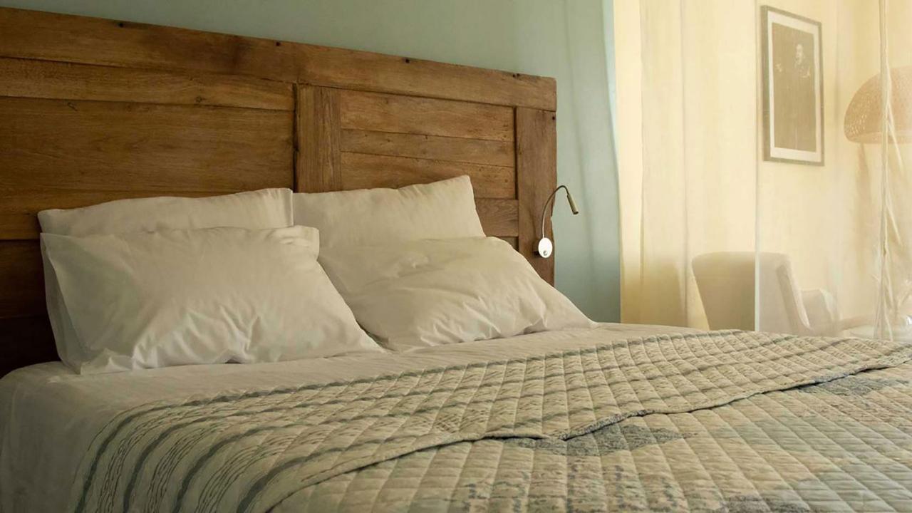 For Me Formidable Bed and Breakfast L'Isle-Jourdain  Exteriör bild